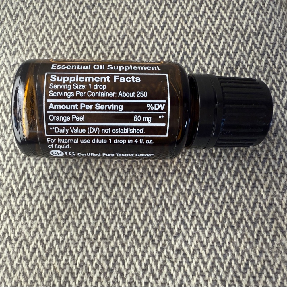 Wild Orange Essential Oil, doTERRA, 15ml - Picture 6 of 11